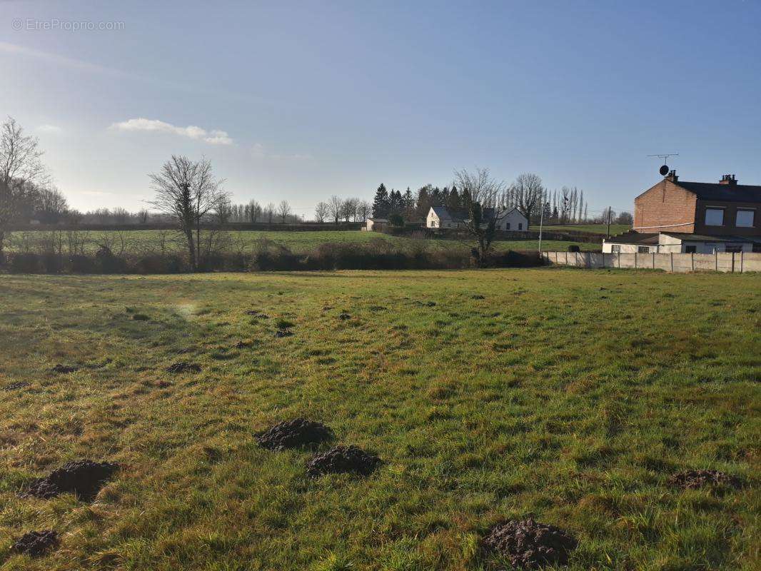 Terrain à LE CATEAU-CAMBRESIS