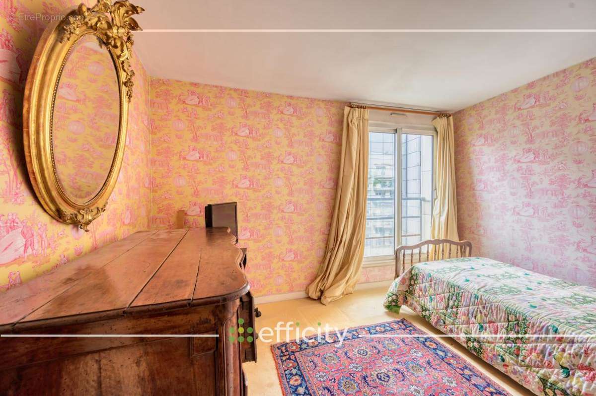 Appartement à BOULOGNE-BILLANCOURT