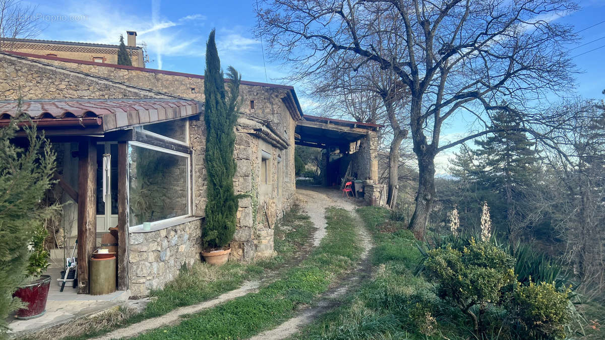 Maison à TOURNON-SUR-RHONE