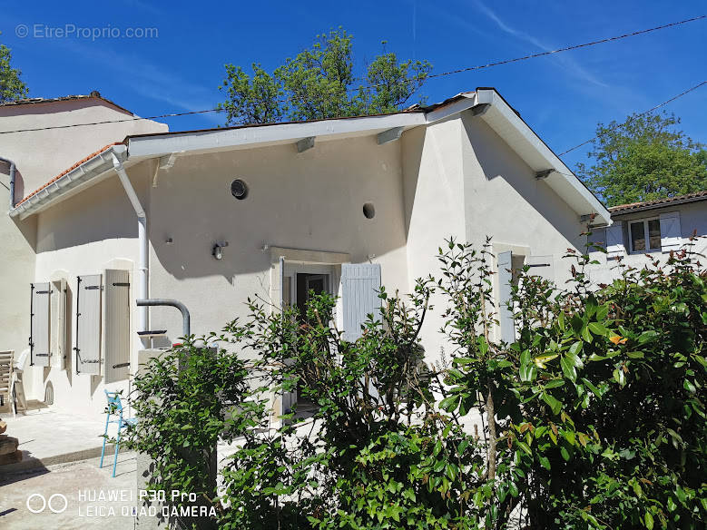 Maison à SAINT-DENIS-DE-PILE