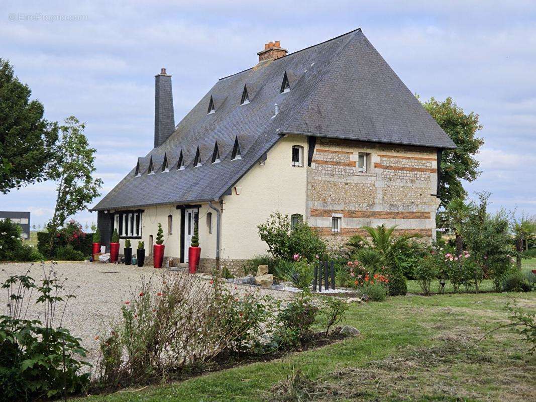 Maison à SAINT-ROMAIN-DE-COLBOSC