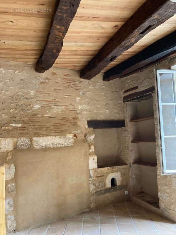 Appartement à RUFFEC