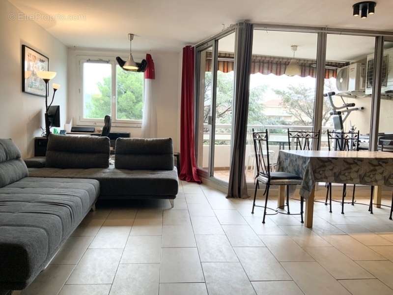 Appartement à MARSEILLE-12E