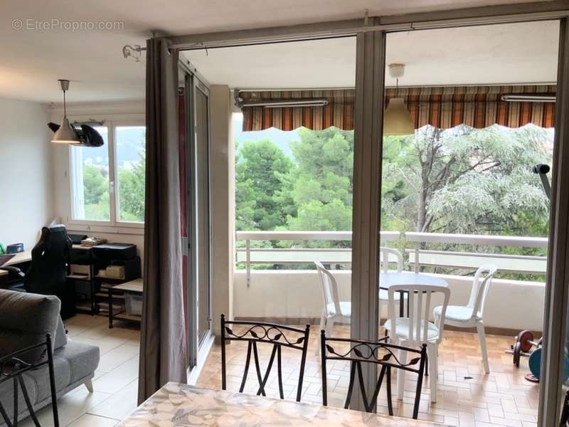 Appartement à MARSEILLE-12E