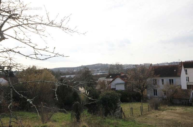 Maison à MONTLUCON