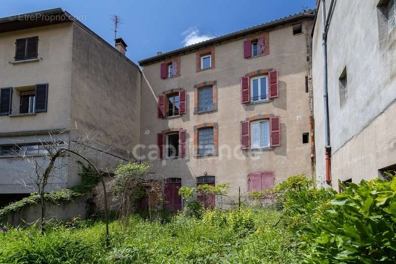 Appartement à THIERS