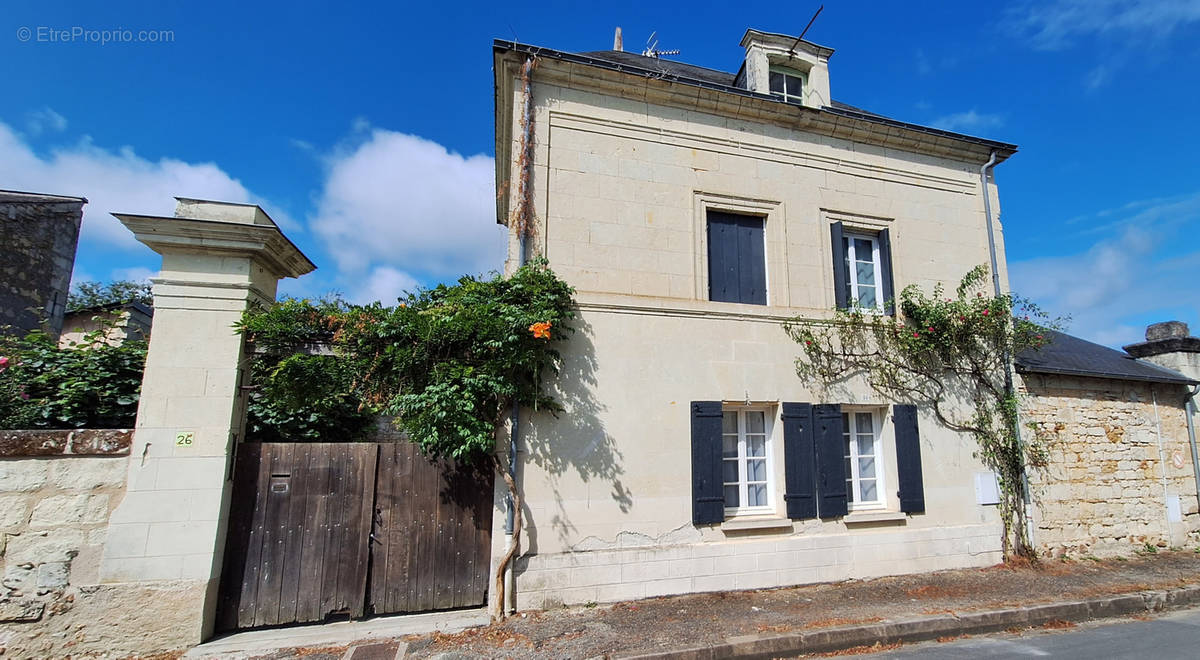 Maison à FONTEVRAUD-L&#039;ABBAYE