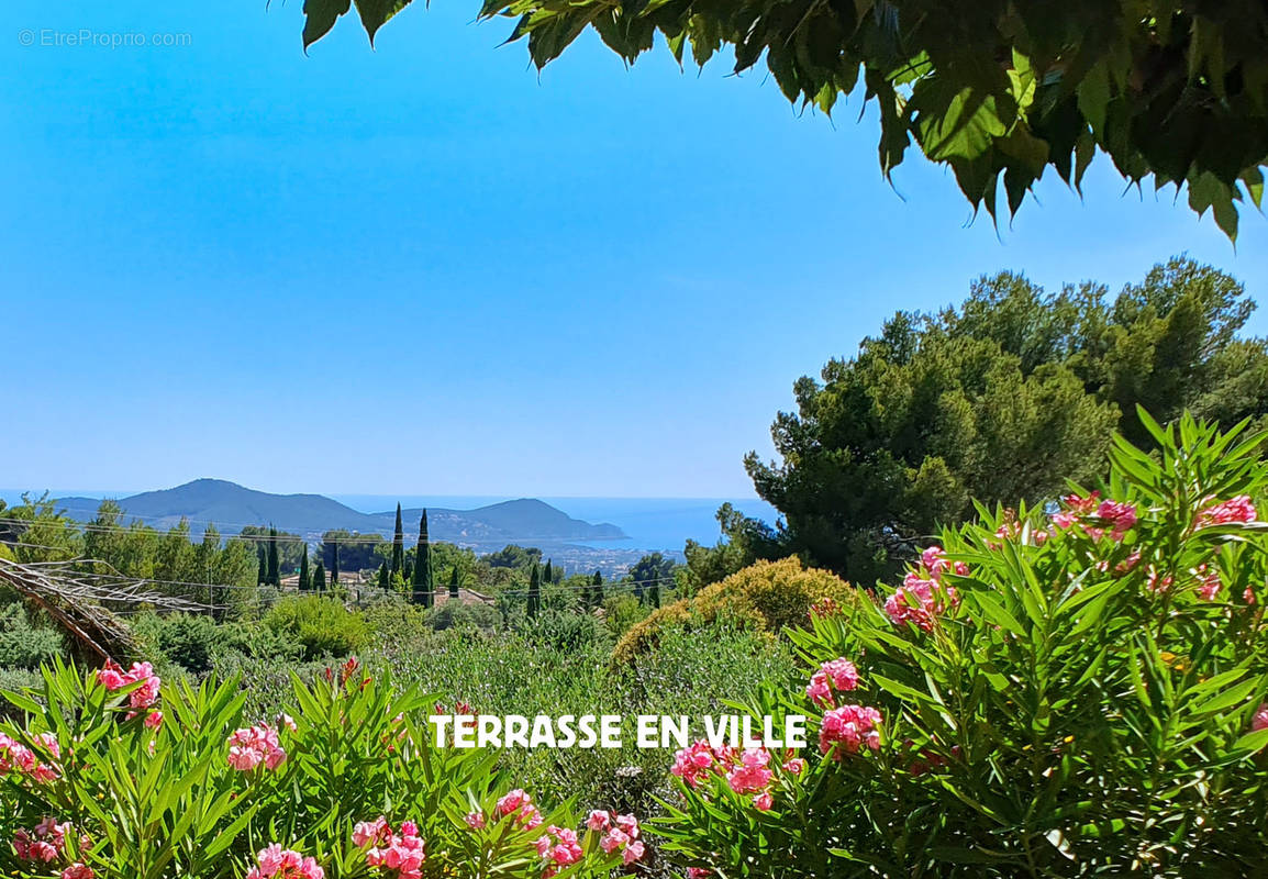 Maison à LA CADIERE-D&#039;AZUR