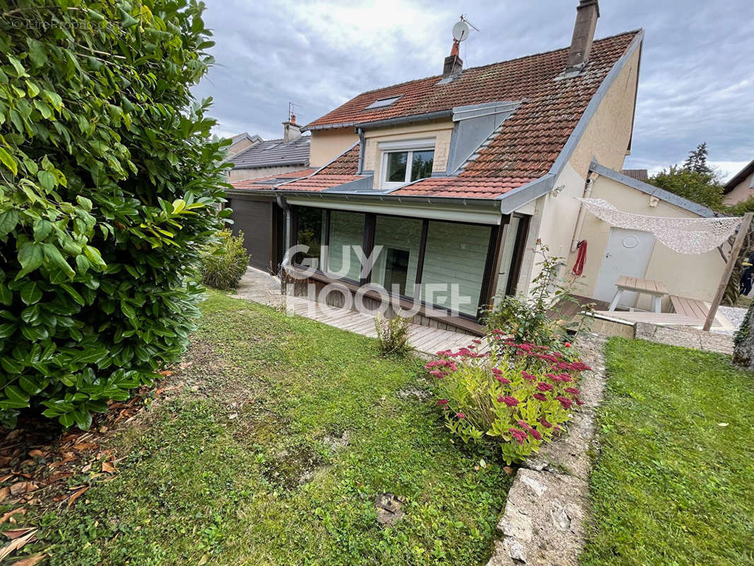 Maison à NOIDANS-LES-VESOUL