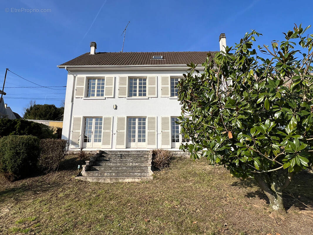 Maison à CREGY-LES-MEAUX