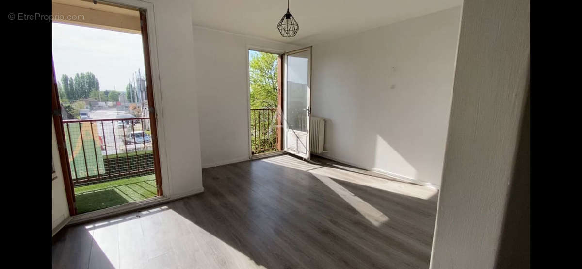 Appartement à CHELLES