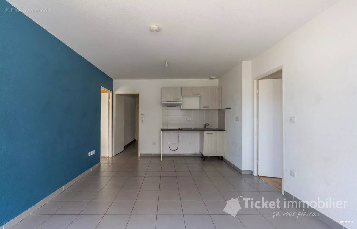 Appartement à CORNEBARRIEU