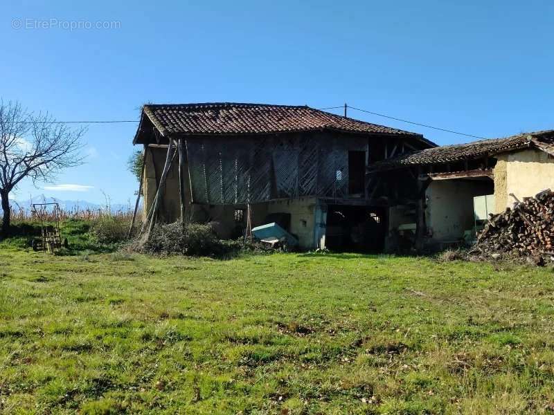 Maison à TRIE-SUR-BAISE