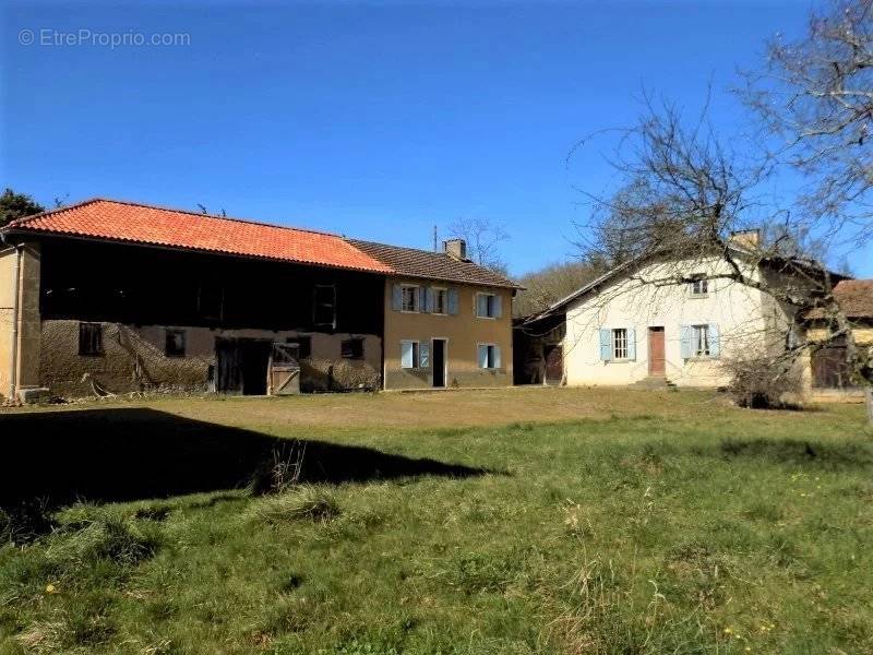 Maison à CASTELNAU-MAGNOAC