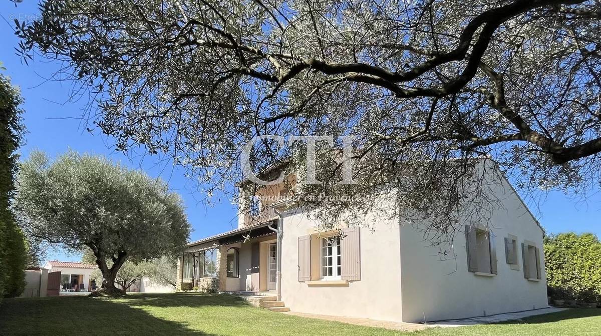 Maison à LE BARROUX