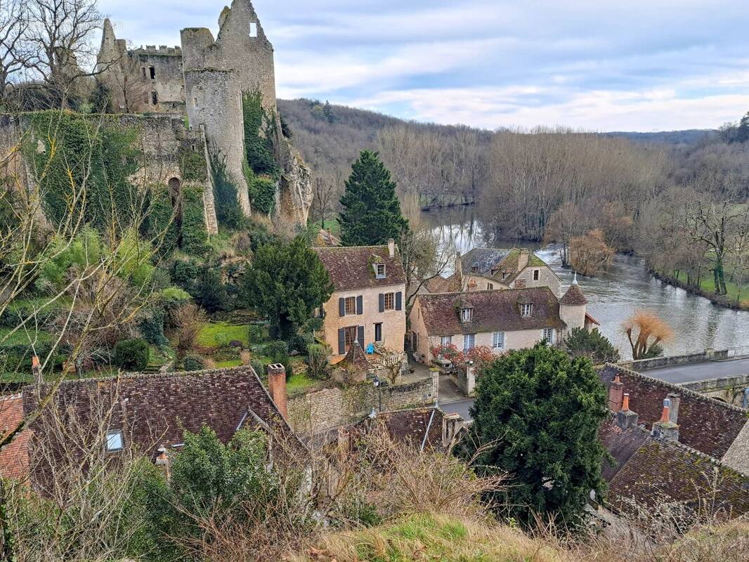 Appartement à ANGLES-SUR-L&#039;ANGLIN