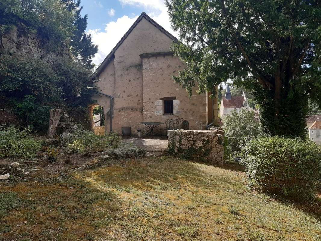 Appartement à ANGLES-SUR-L&#039;ANGLIN