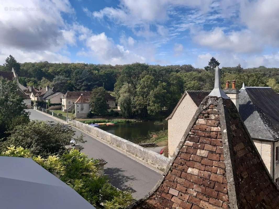 Maison à ANGLES-SUR-L&#039;ANGLIN