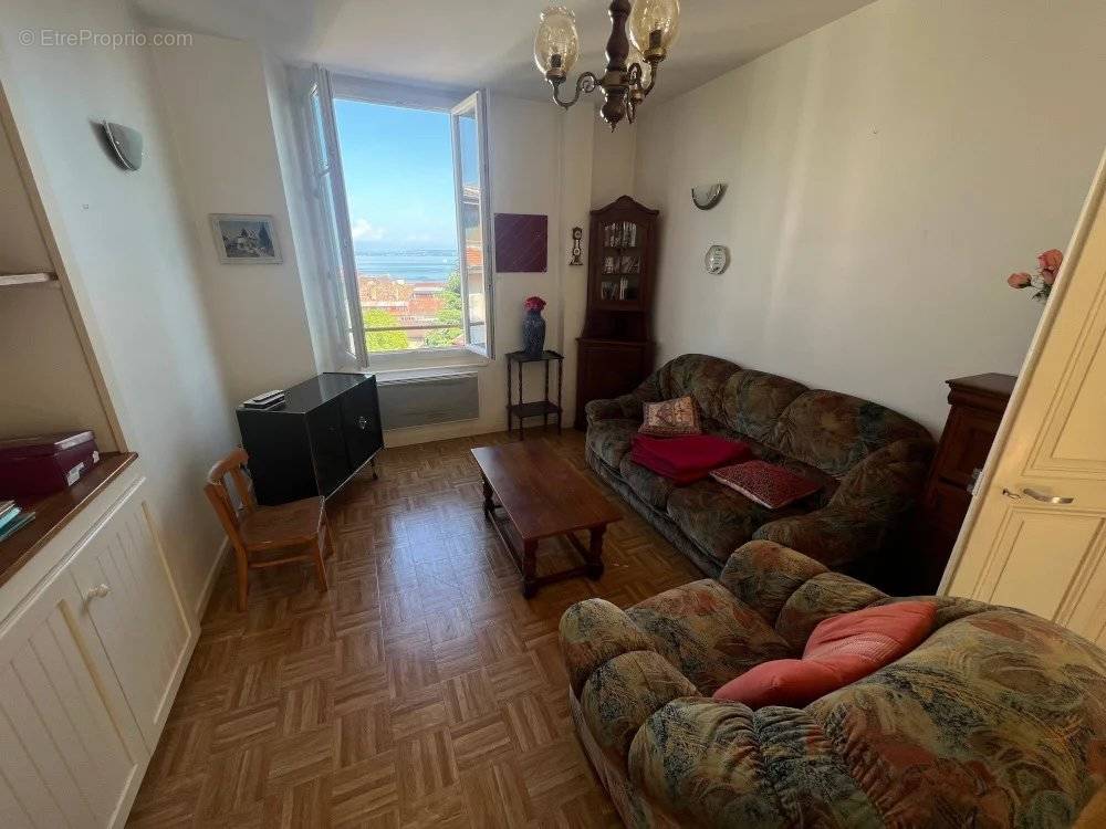 Appartement à EVIAN-LES-BAINS