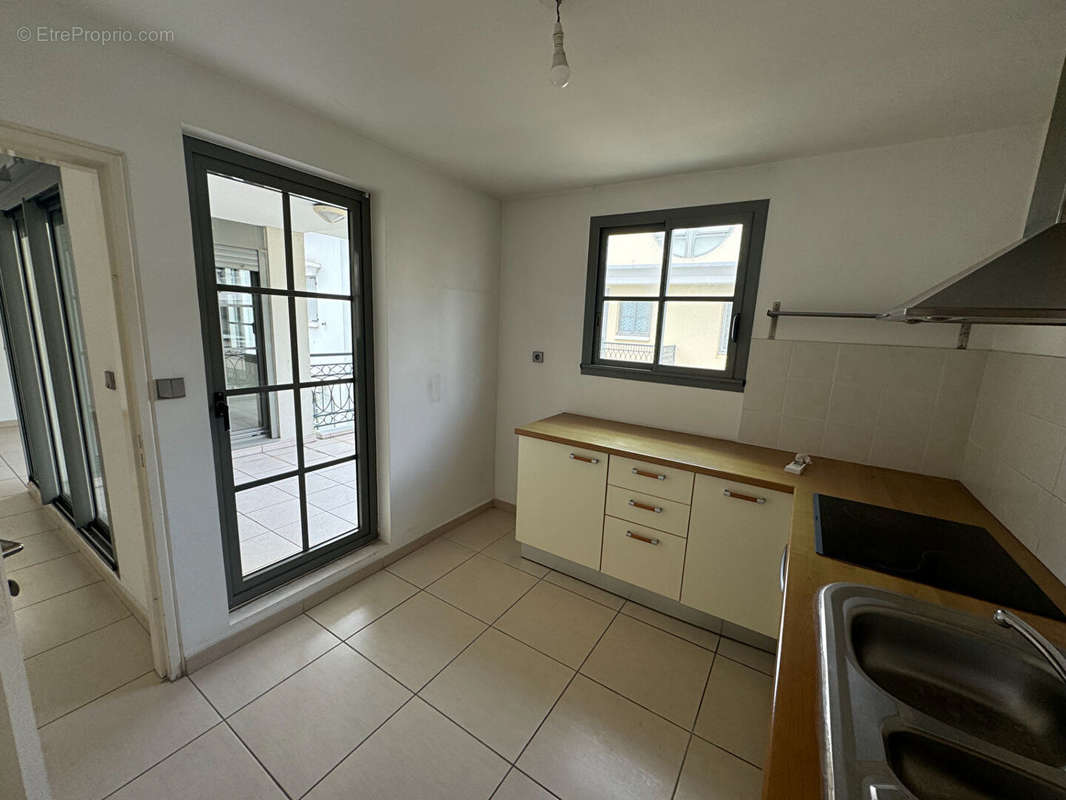 Appartement à SAINT-DENIS