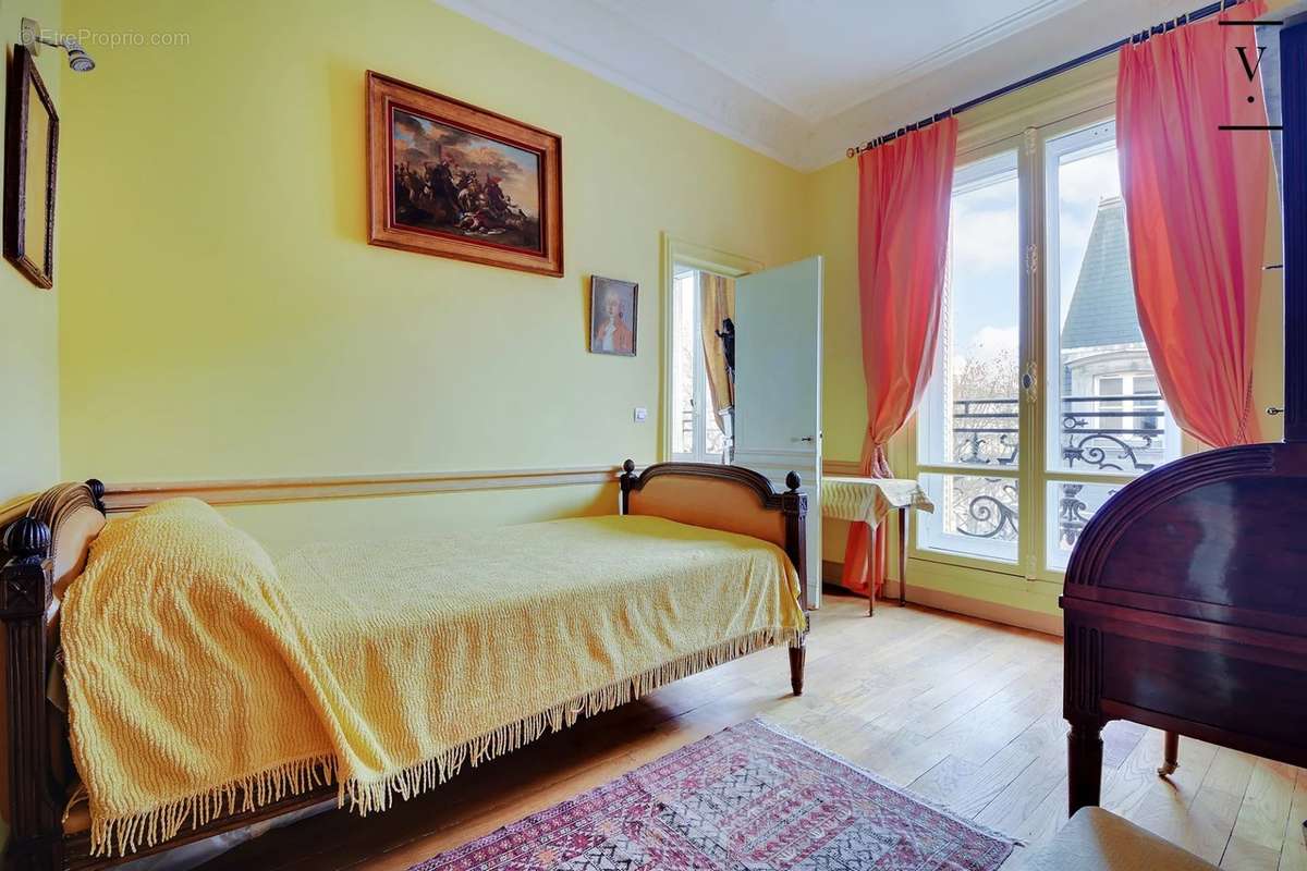 Appartement à PARIS-6E