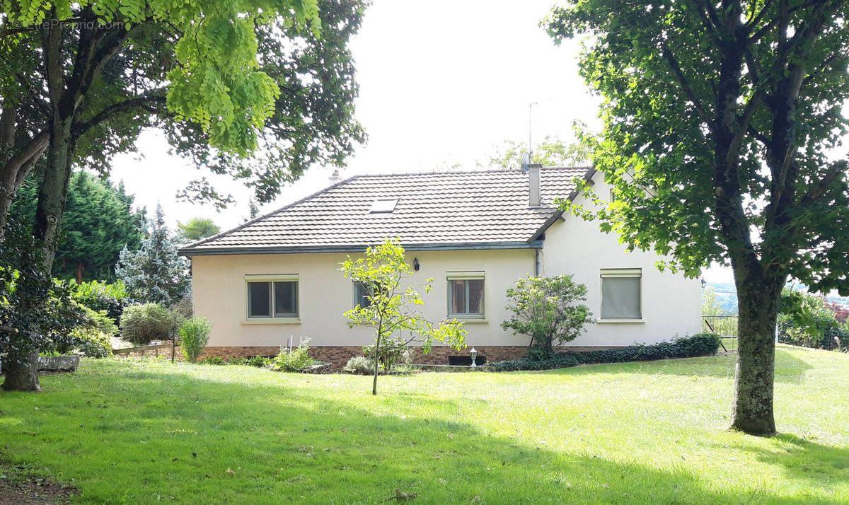 Maison à VOUNEUIL-SUR-VIENNE