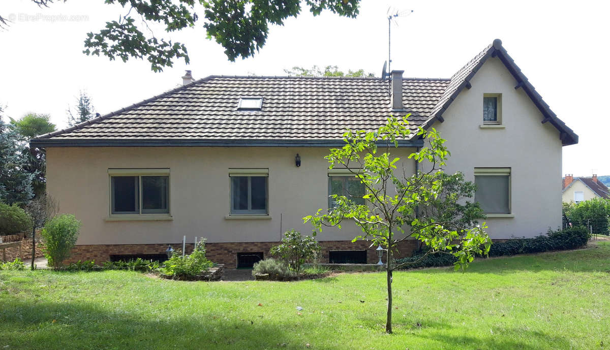 Maison à VOUNEUIL-SUR-VIENNE