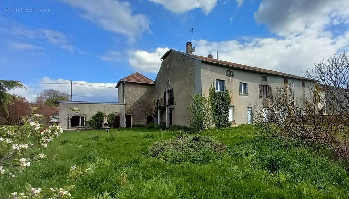 Maison à SAULXURES-LES-BULGNEVILLE