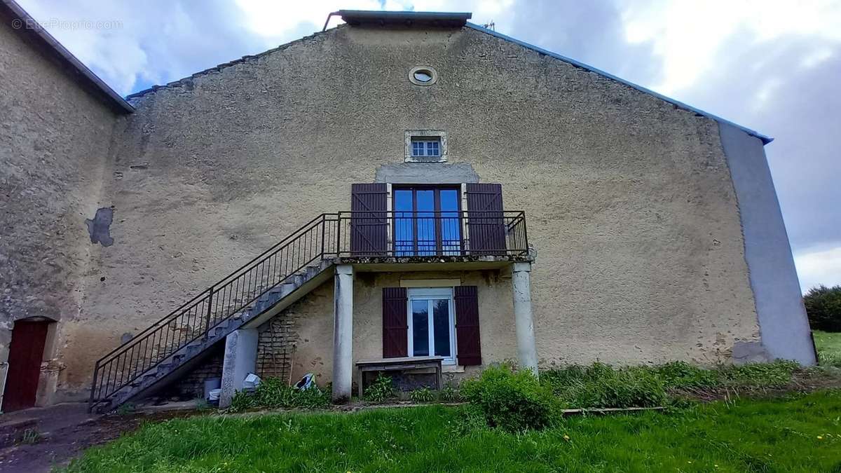 Maison à SAULXURES-LES-BULGNEVILLE