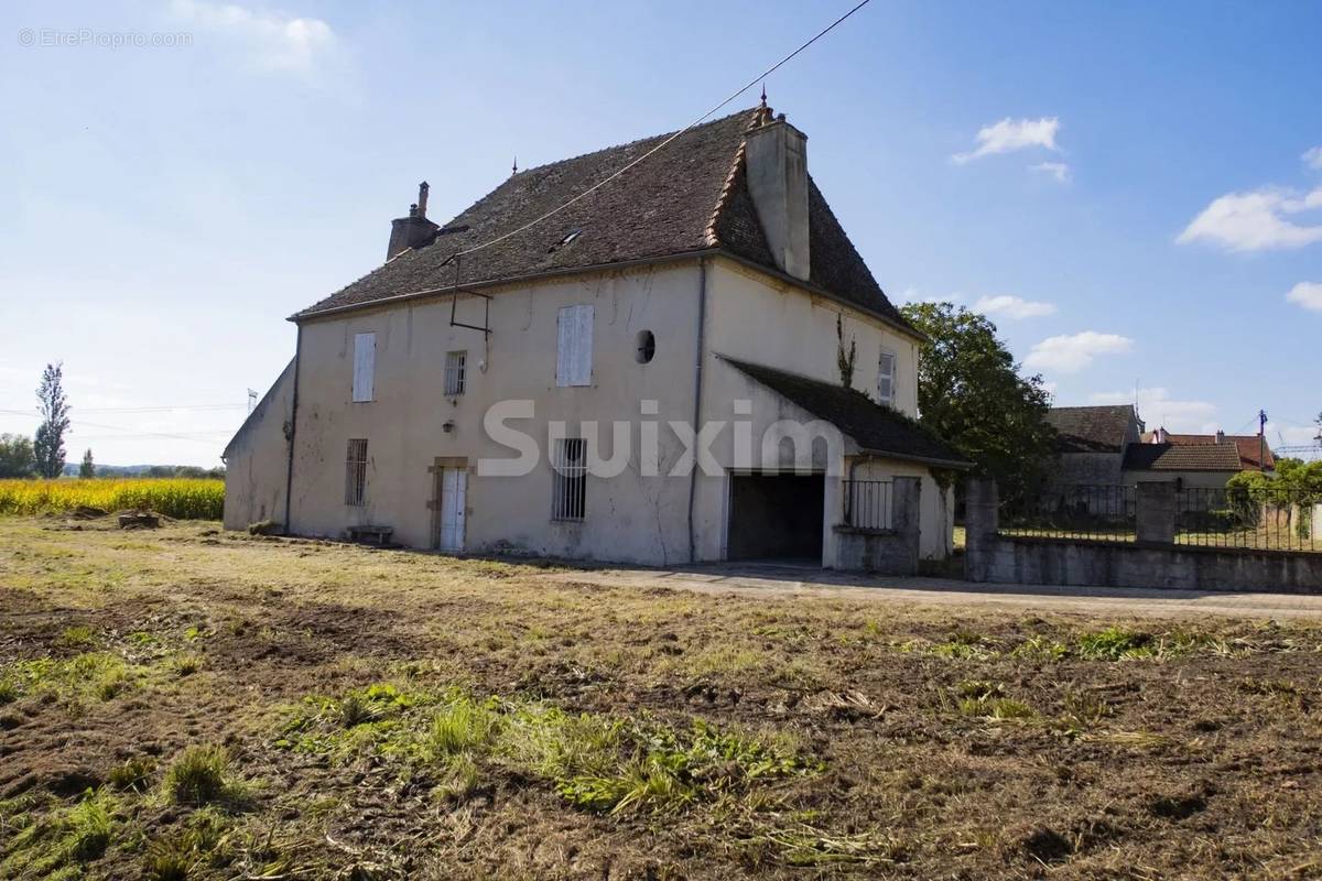 Maison à PALLEAU