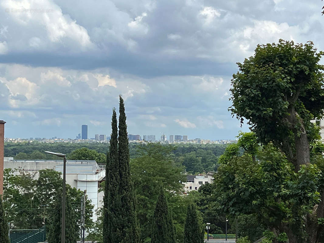 Appartement à SURESNES