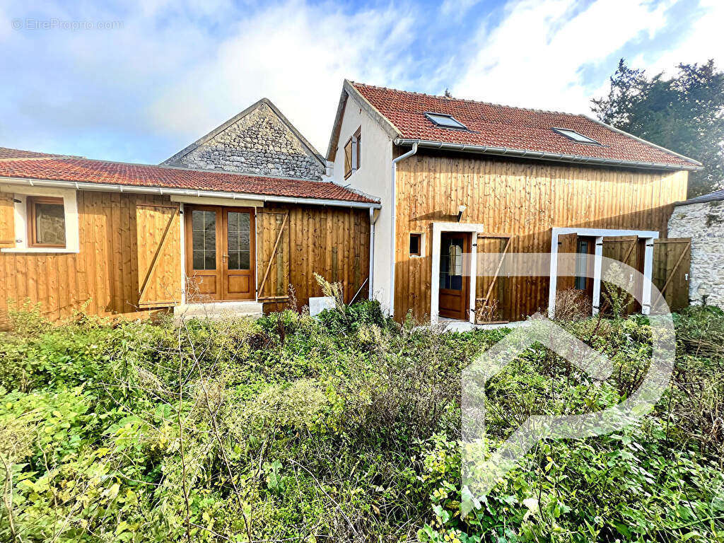 Maison à CREPY-EN-VALOIS