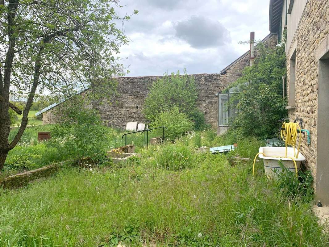 Maison à POUILLY-EN-AUXOIS