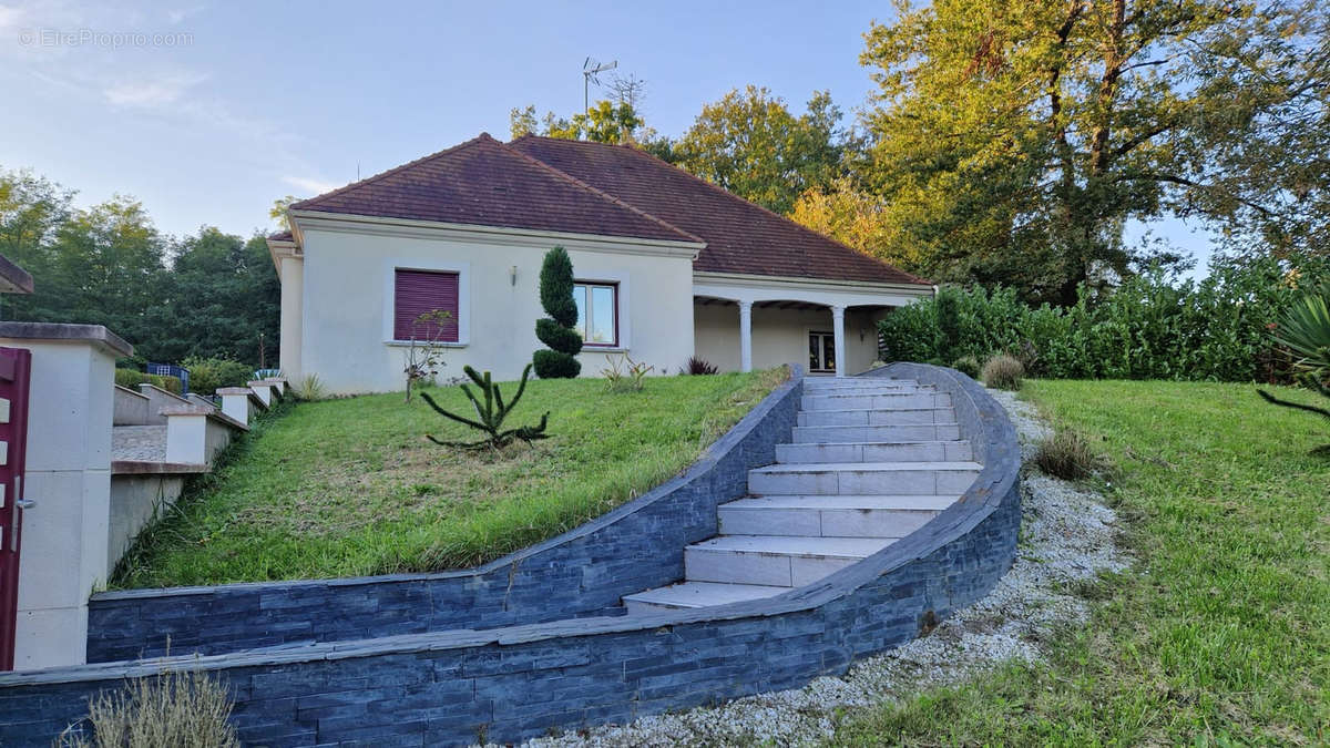 Maison à HERY