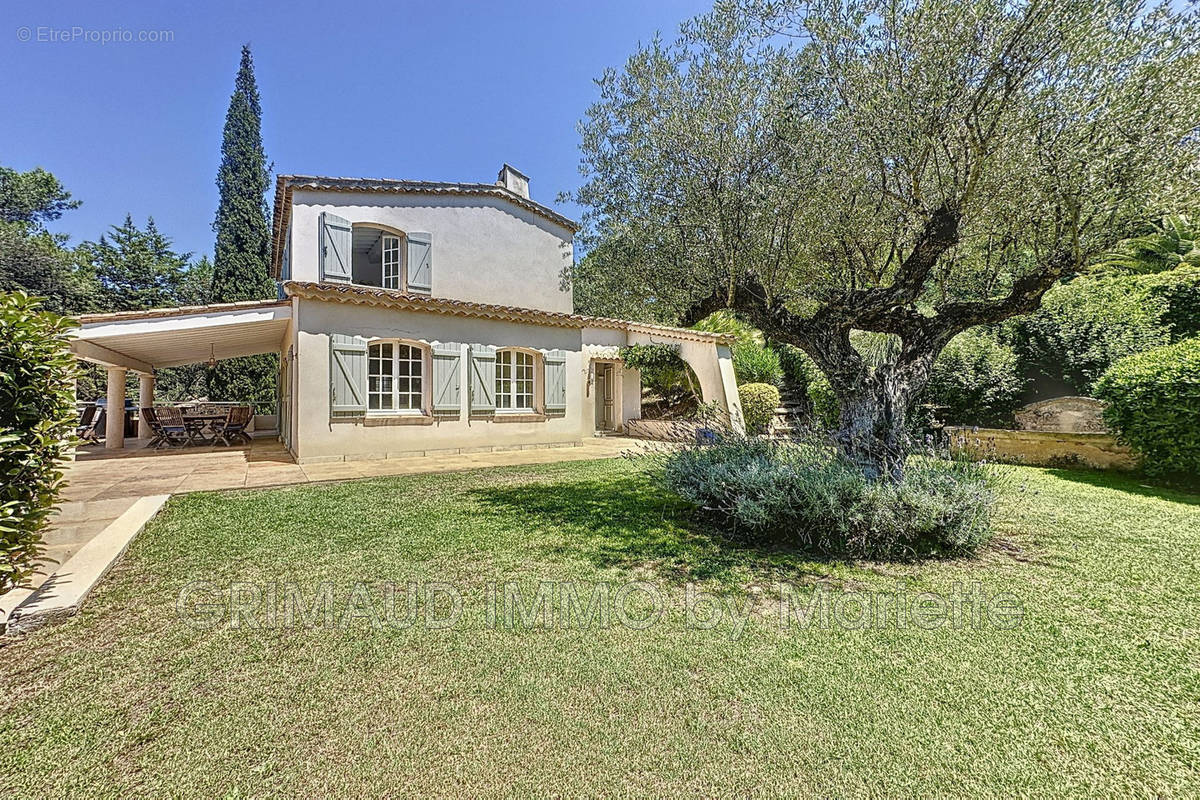 Maison à COGOLIN