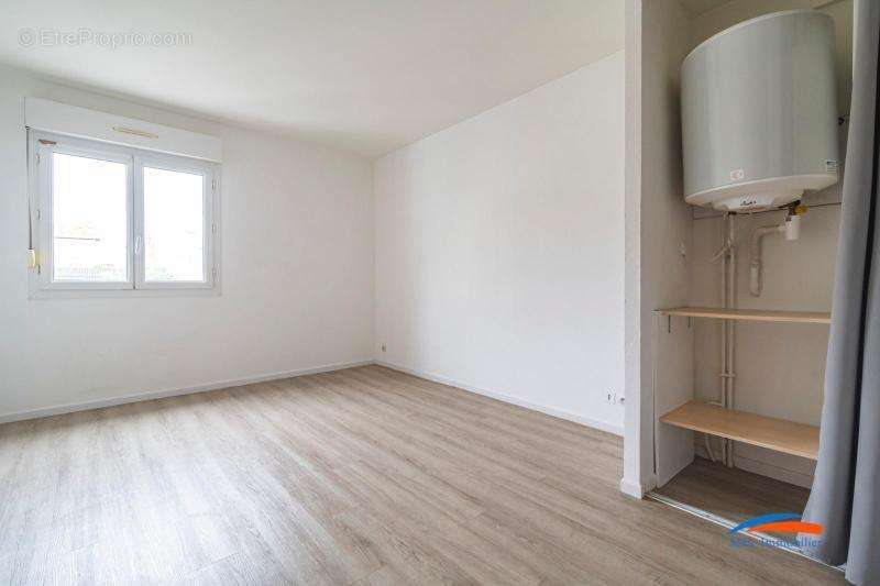   - Appartement à REIMS