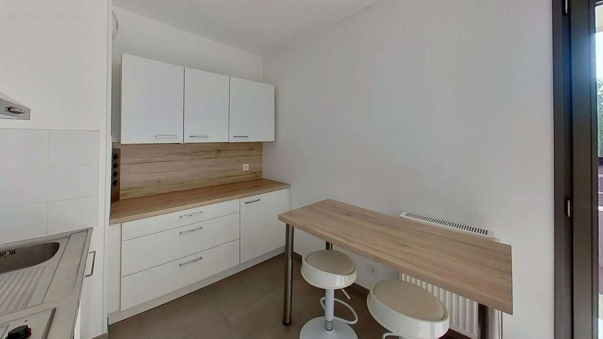 Appartement à LYON-8E