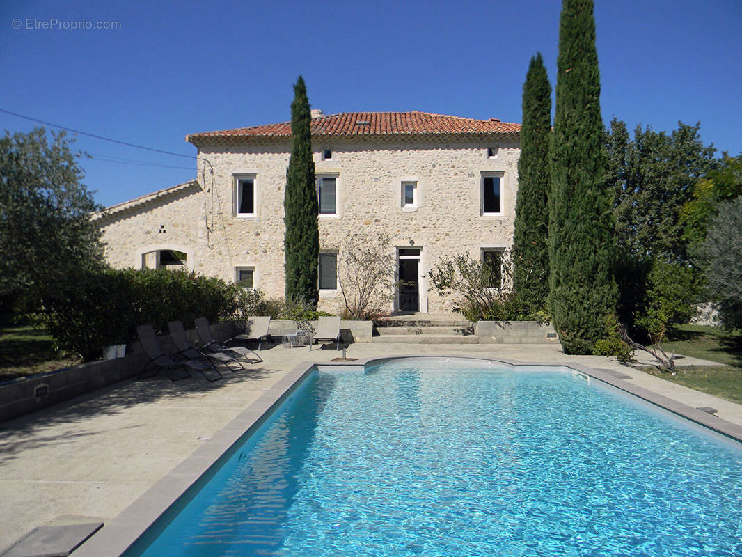 Maison à MONTELIMAR