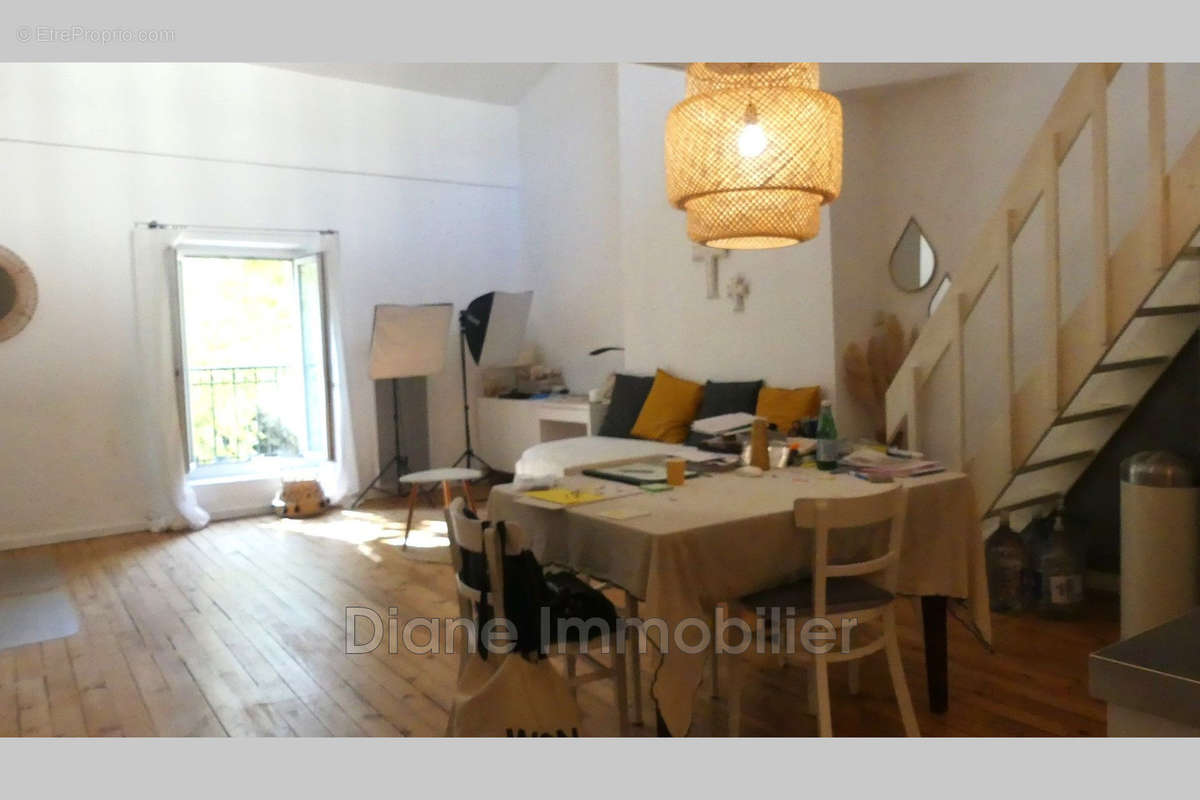 Appartement à NIMES