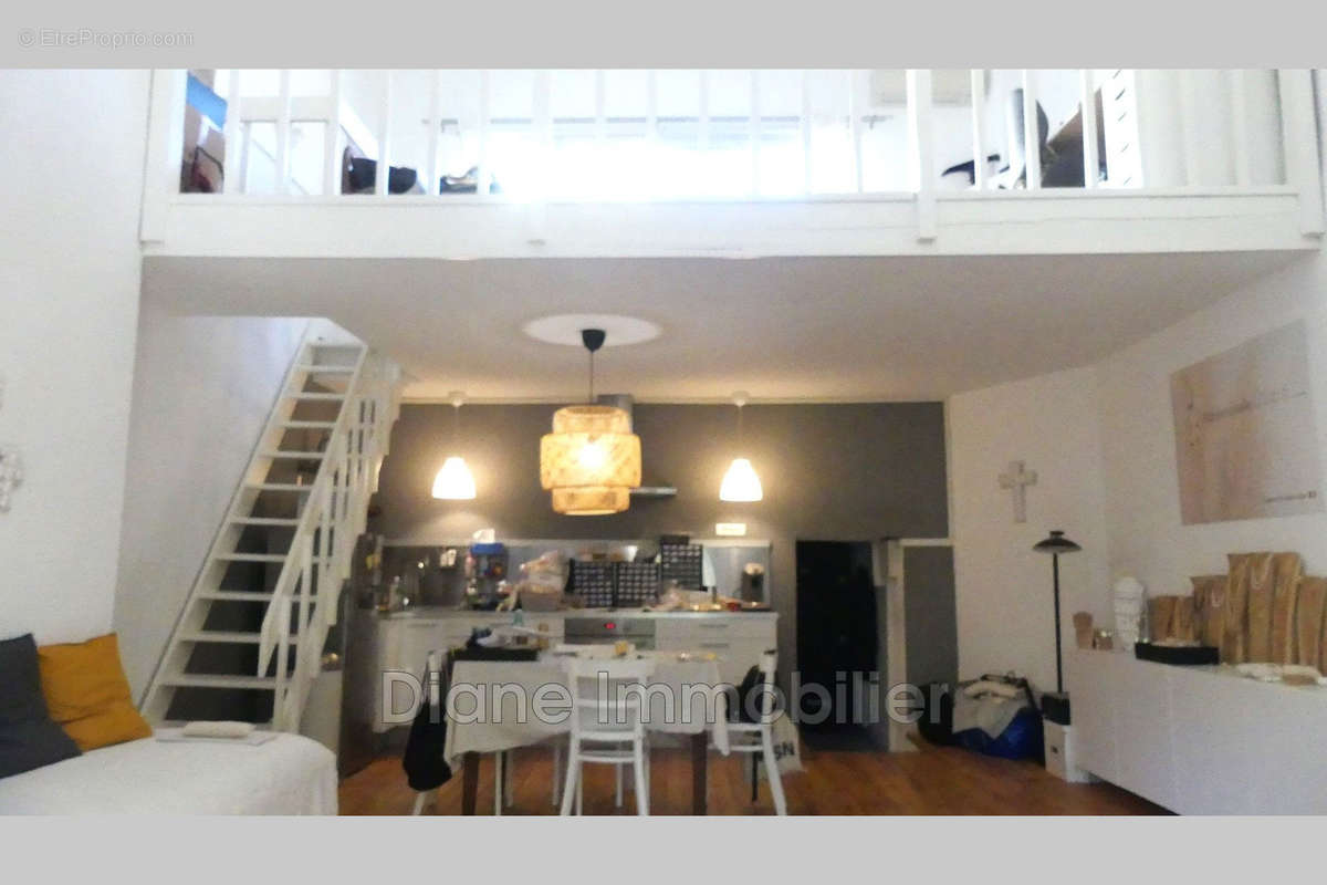 Appartement à NIMES