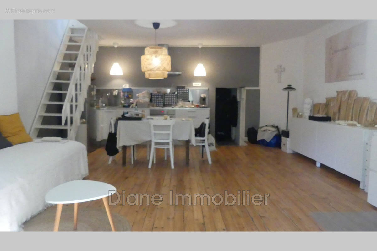 Appartement à NIMES