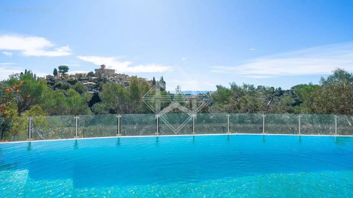 Maison à CAGNES-SUR-MER