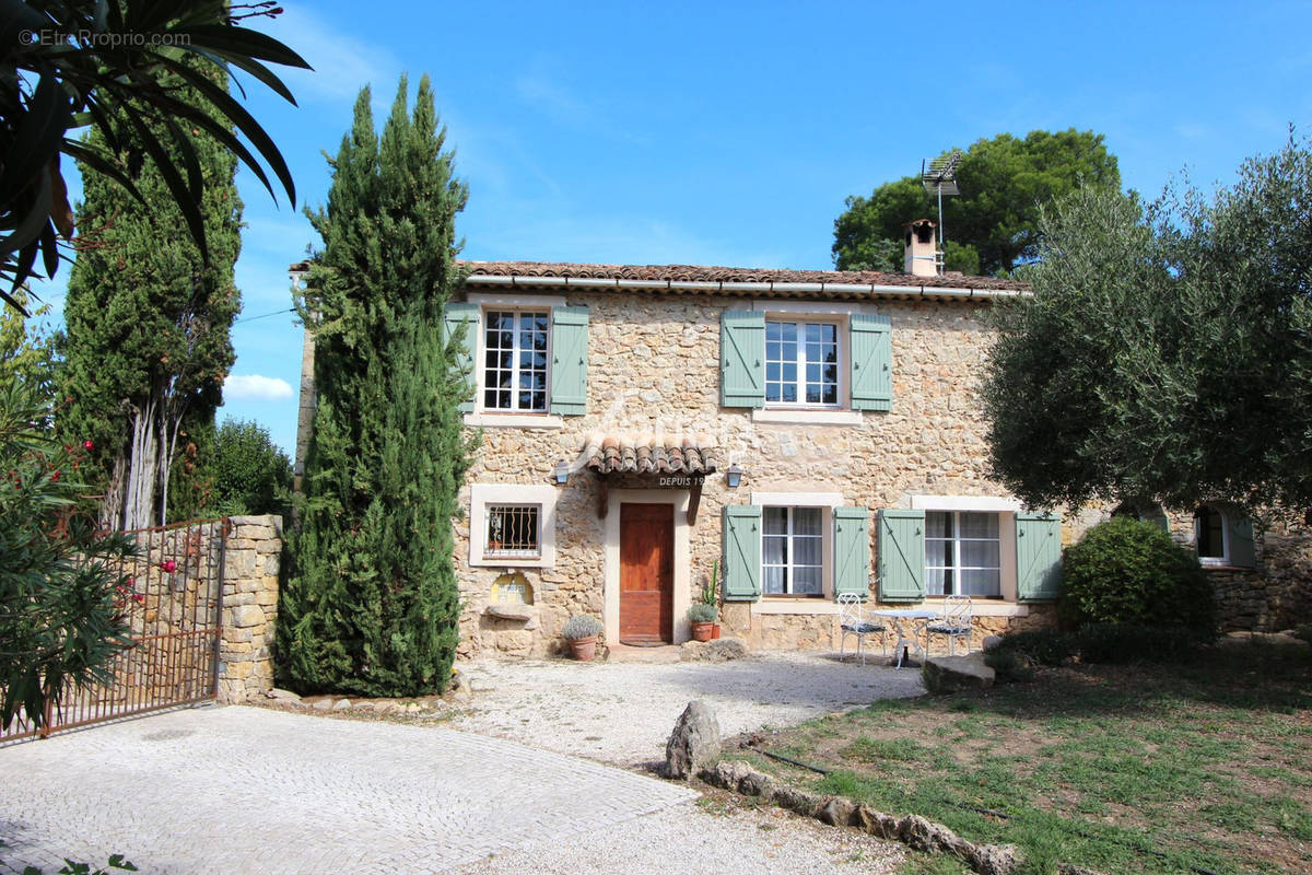 Maison à LORGUES