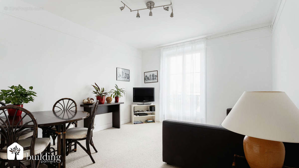 Appartement à LEVALLOIS-PERRET