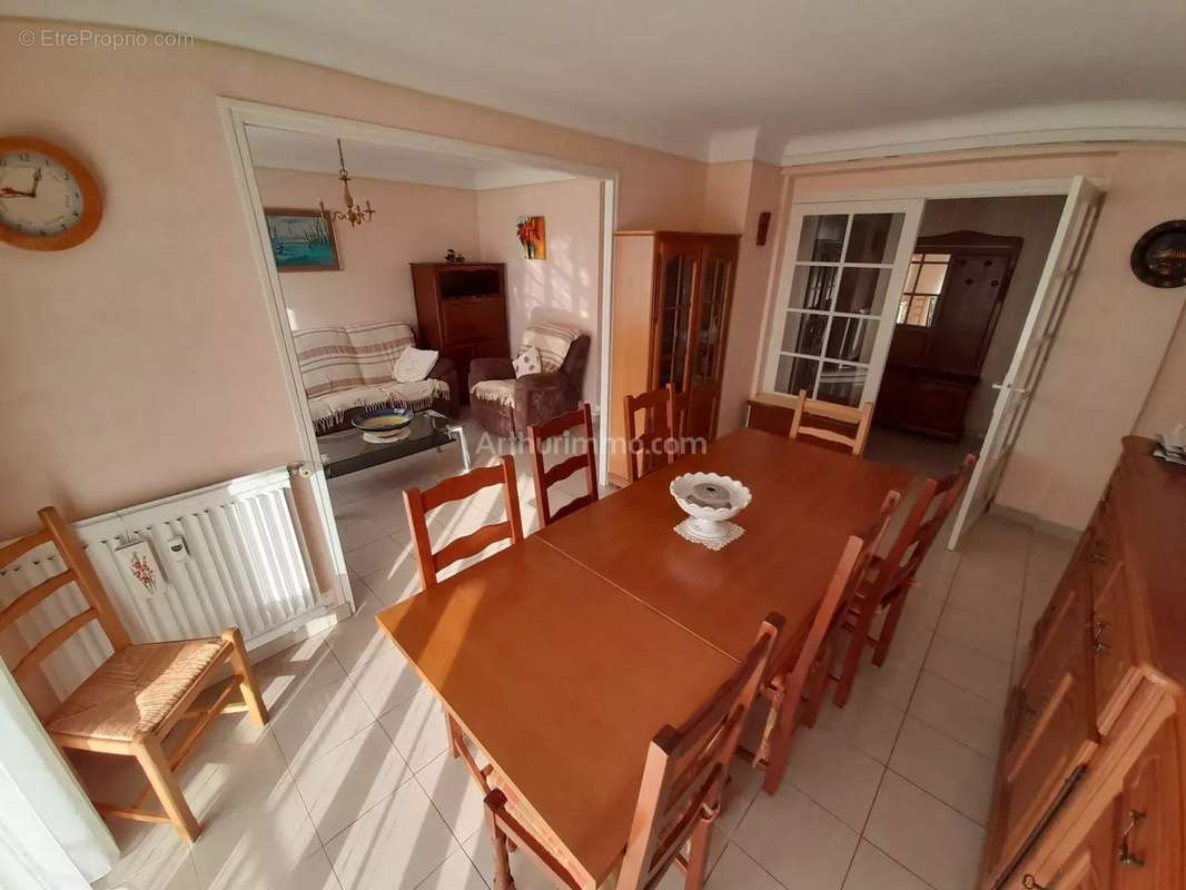 Appartement à LE CANNET