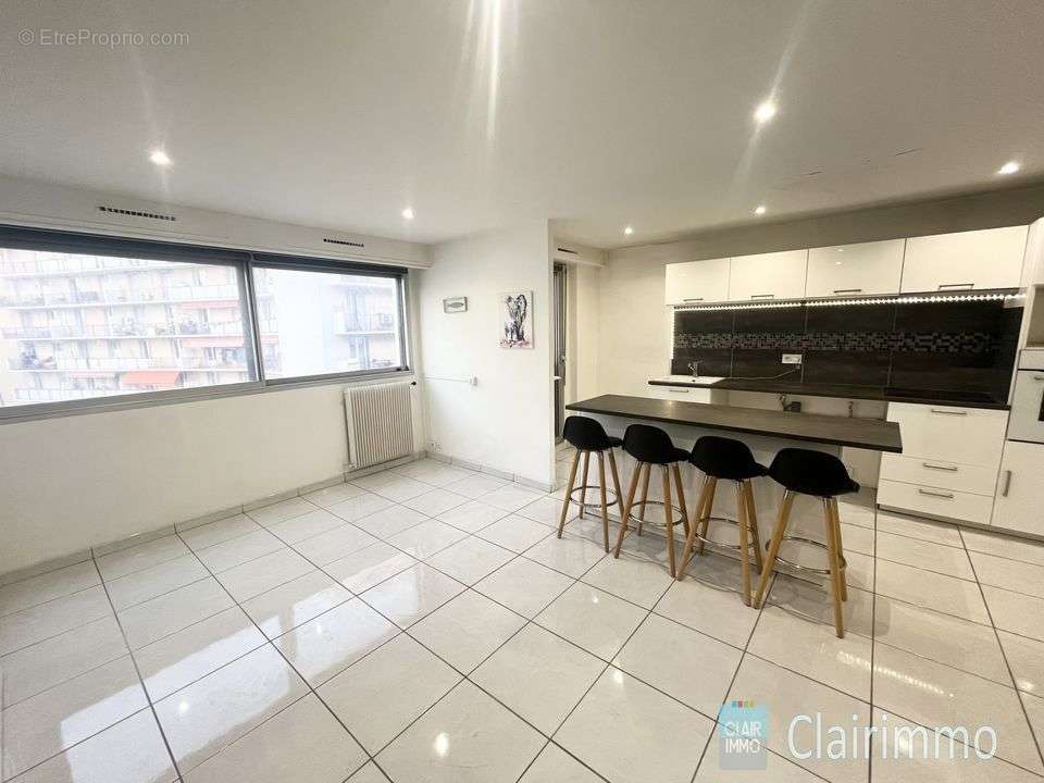 T3 T4 a vendre - balcon - cave - 13013 - lumineux - Appartement à MARSEILLE-13E