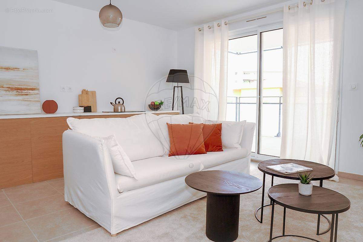 Appartement à MARSEILLE-4E