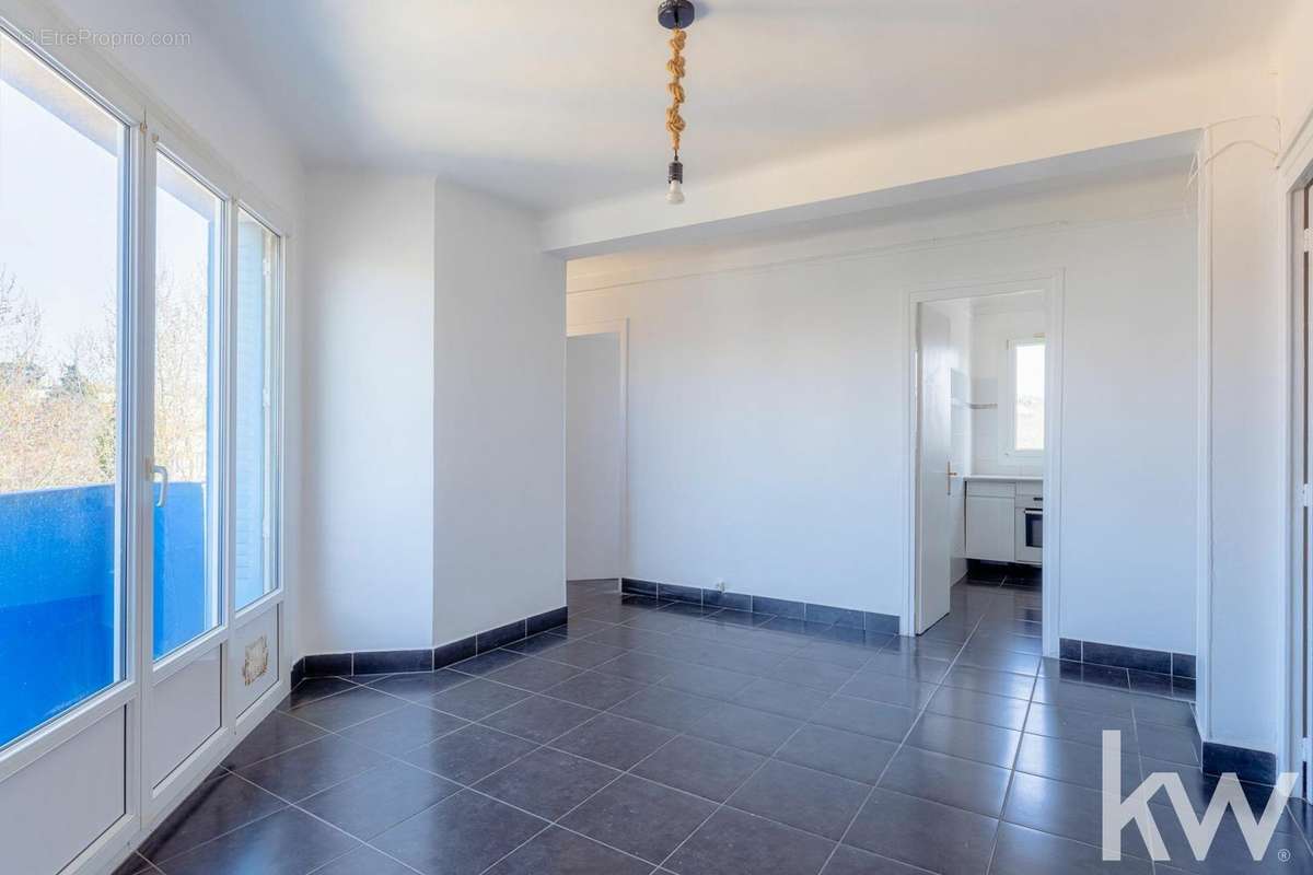 Appartement à MARSEILLE-14E