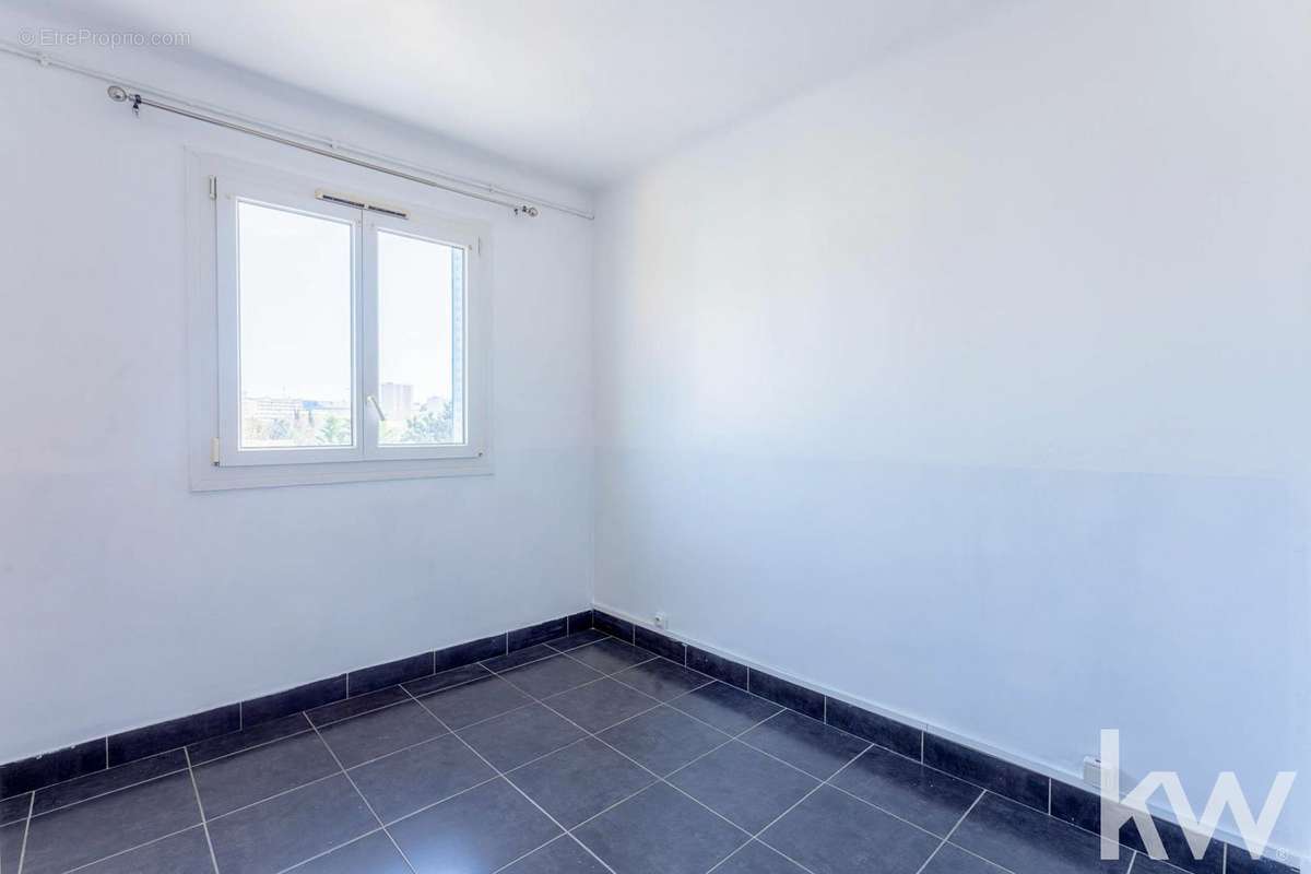 Appartement à MARSEILLE-14E