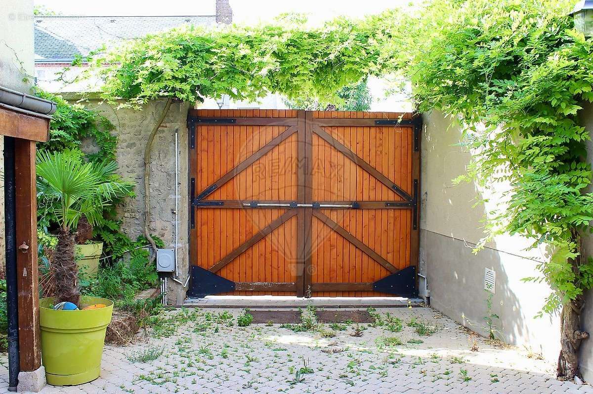 Maison à FAY-AUX-LOGES